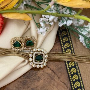 Classic just emerald antique polish choker set