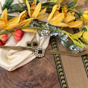 Classic just emerald antique polish choker set