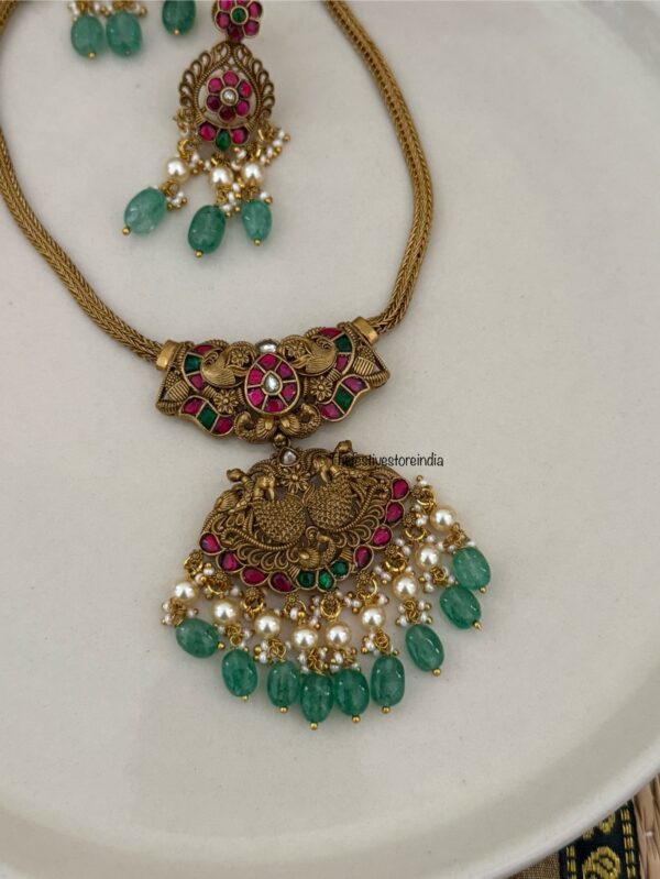 Jadau non idol antique polish green drop attigai set