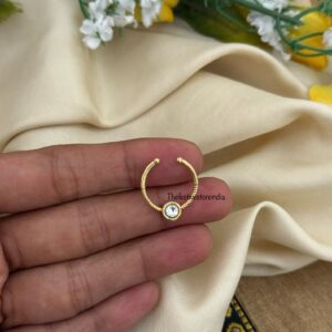 Jadau Septum ring 14 - Single white stone