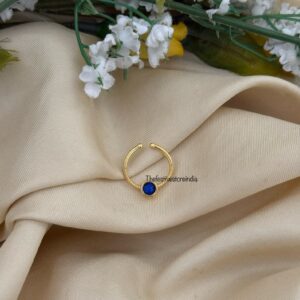 Jadau Septum ring 17 - Single Blue stone