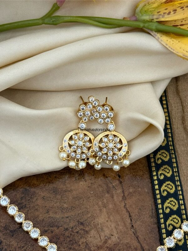 Classic gold look alike Attigai set - All white