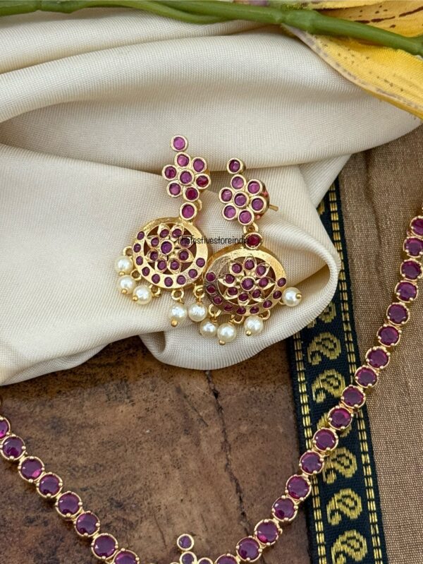 Classic gold look alike Attigai set - Ruby
