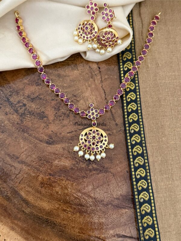 Classic gold look alike Attigai set - Ruby