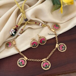 Enamel painted fusion Lotus necklace set