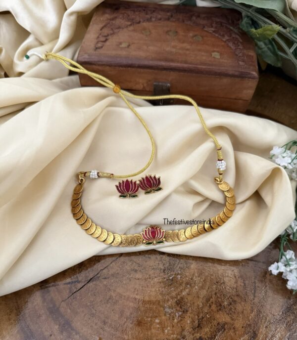 Budgeted kaasu lotus necklace set