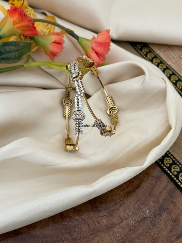 Set of 2 Diamond look alike bangles