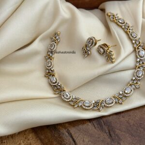 All diamonds necklace set - Kids friendly