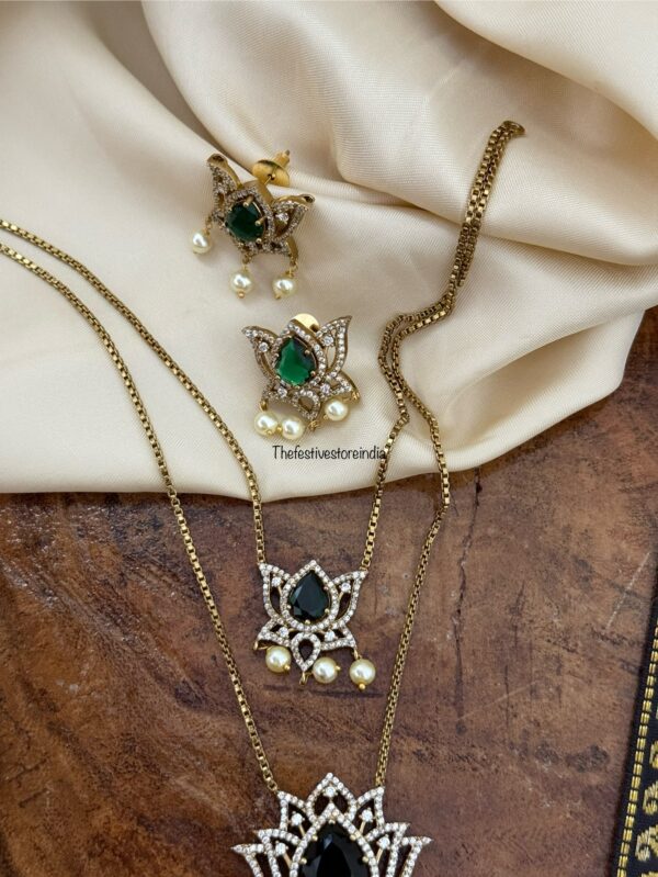 2 layer lotus necklace set - Green
