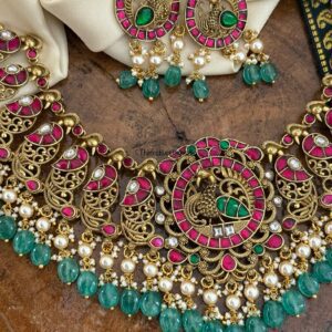 Jadau antique polish 3D Navilu green drops set