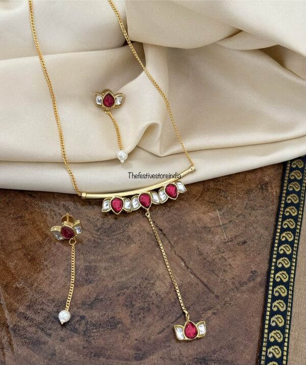 Jadau fusion lotus chain with matching screwback earrings
