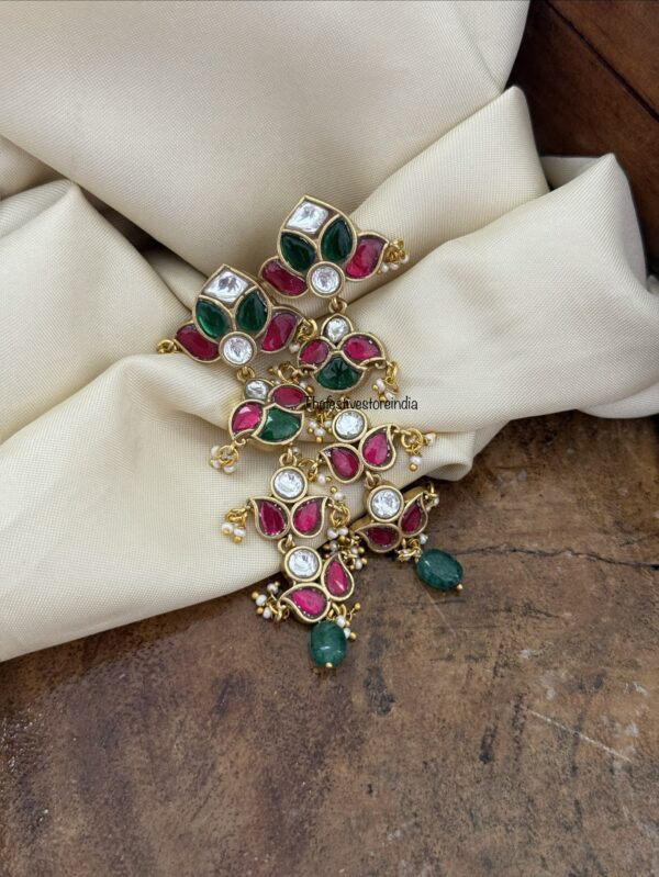 Jadau step earrings
