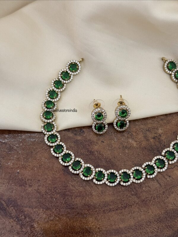 Simple green and white stones necklace set | Emerald