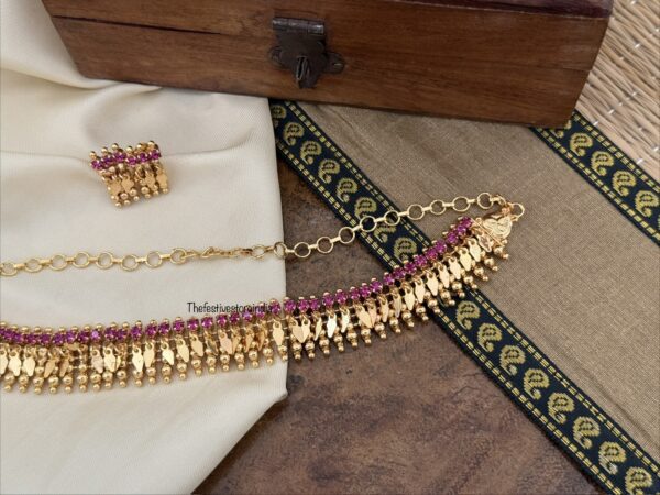 Micro gold ELAKKATHALI choker with screwback earrings | Kerala Style