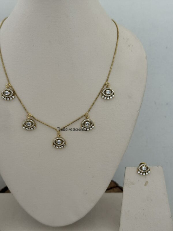 40cms Dainty diamonds necklace set