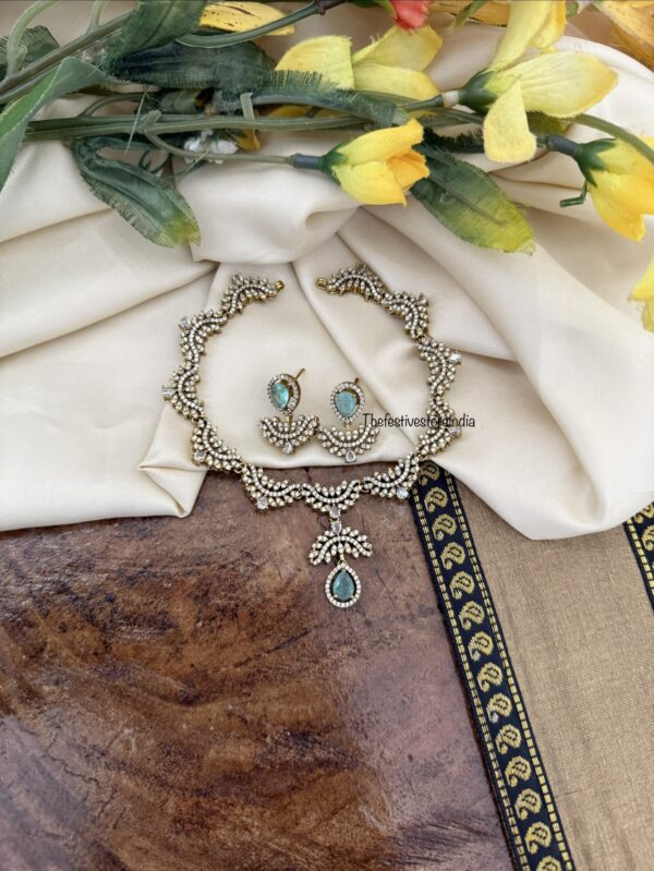 AD Mint drop necklace set