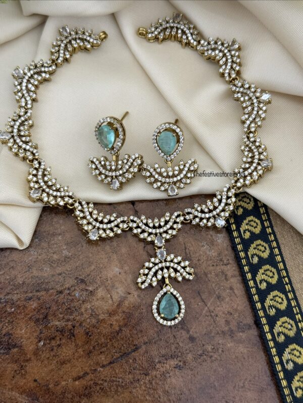 AD Mint drop necklace set
