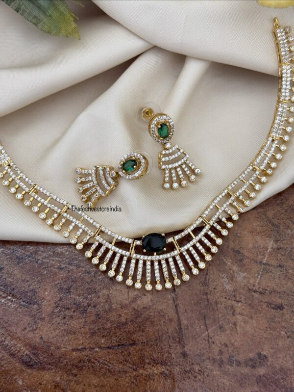 Simple AD necklace set - Green / Emerald stone