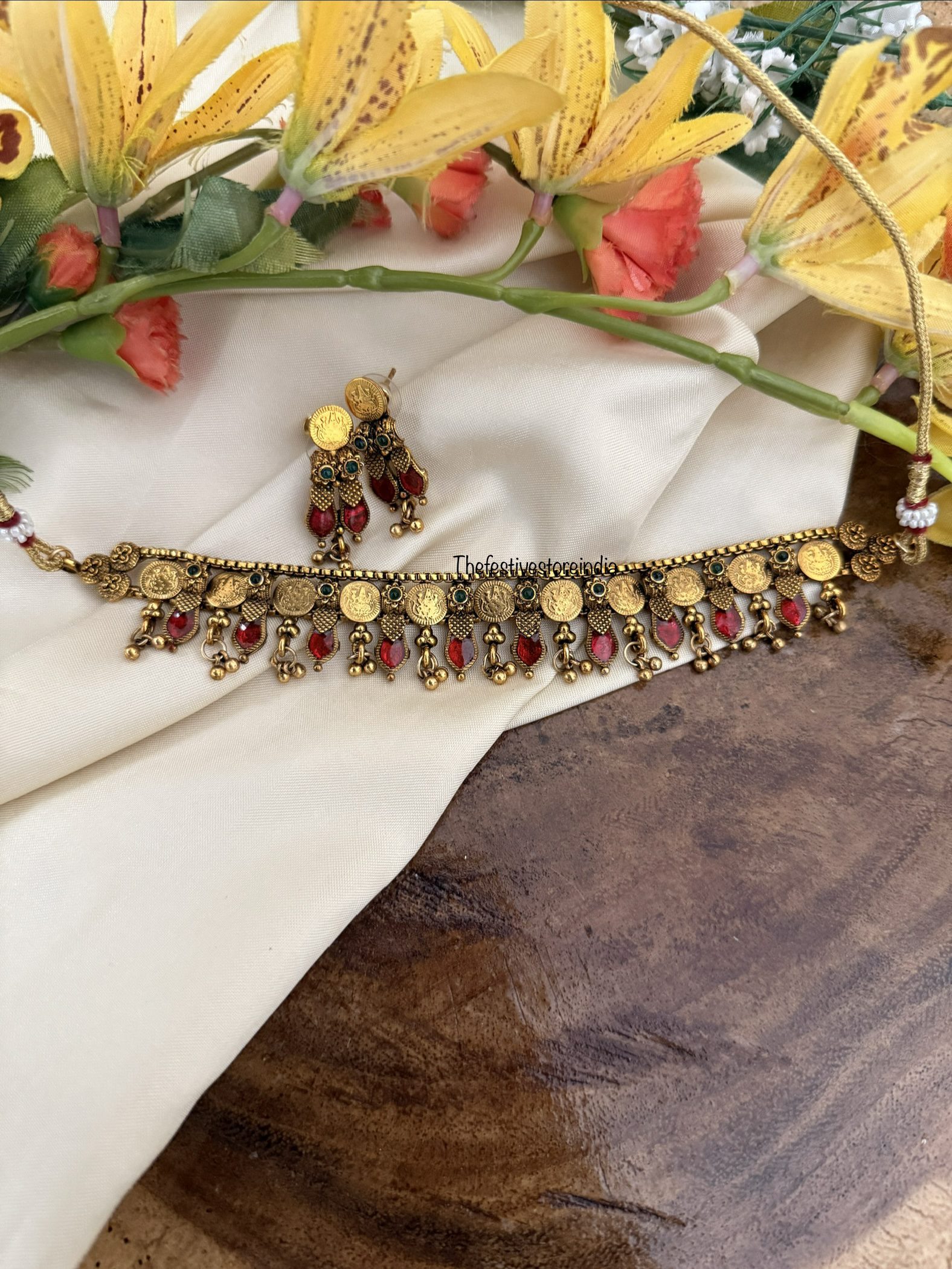 Antique polish red enamel painted Lakshmi kaasu choker set | Kerala style