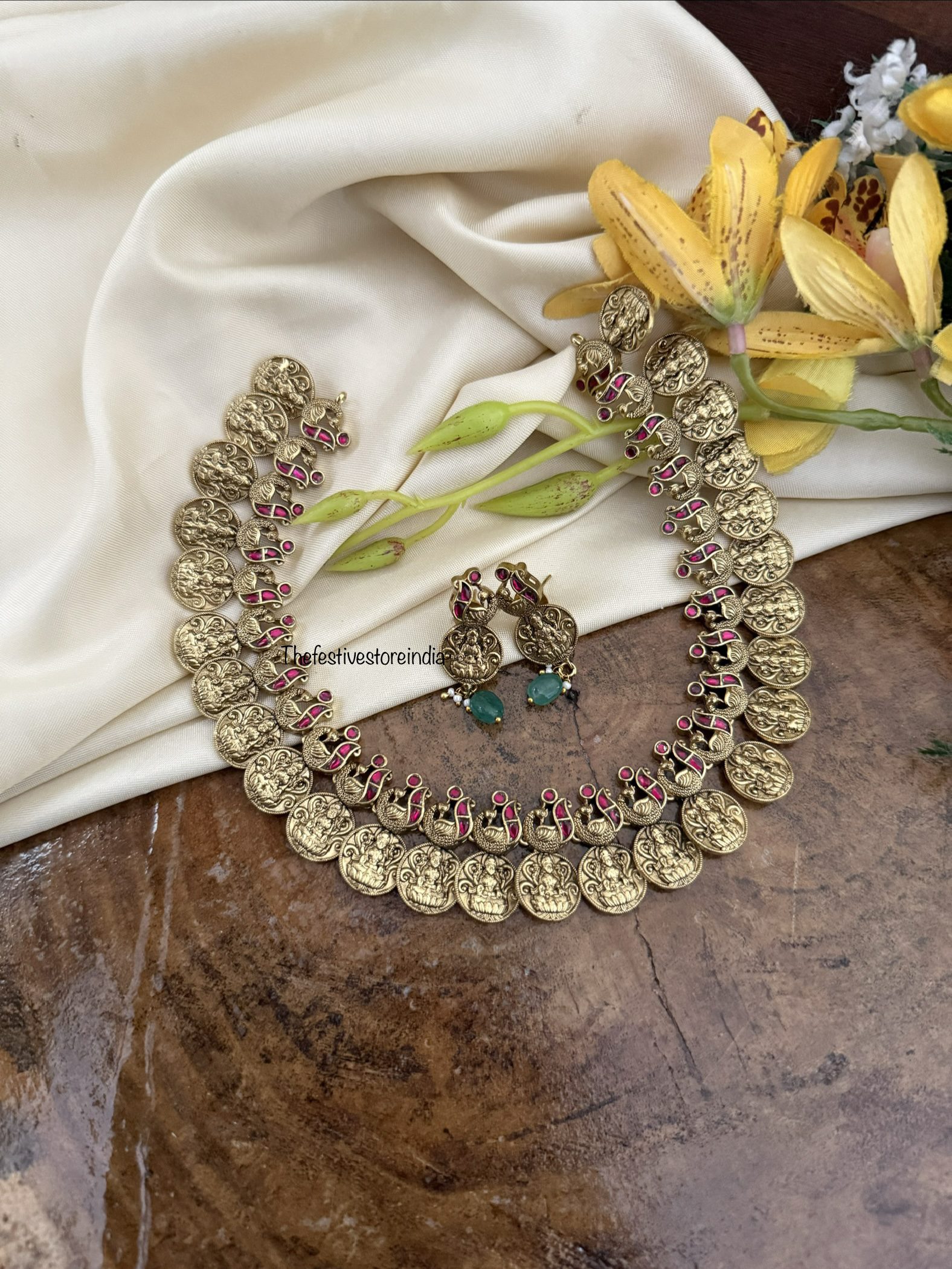 Jadau Kaasu lakshmi necklace set | Wedding | South indian