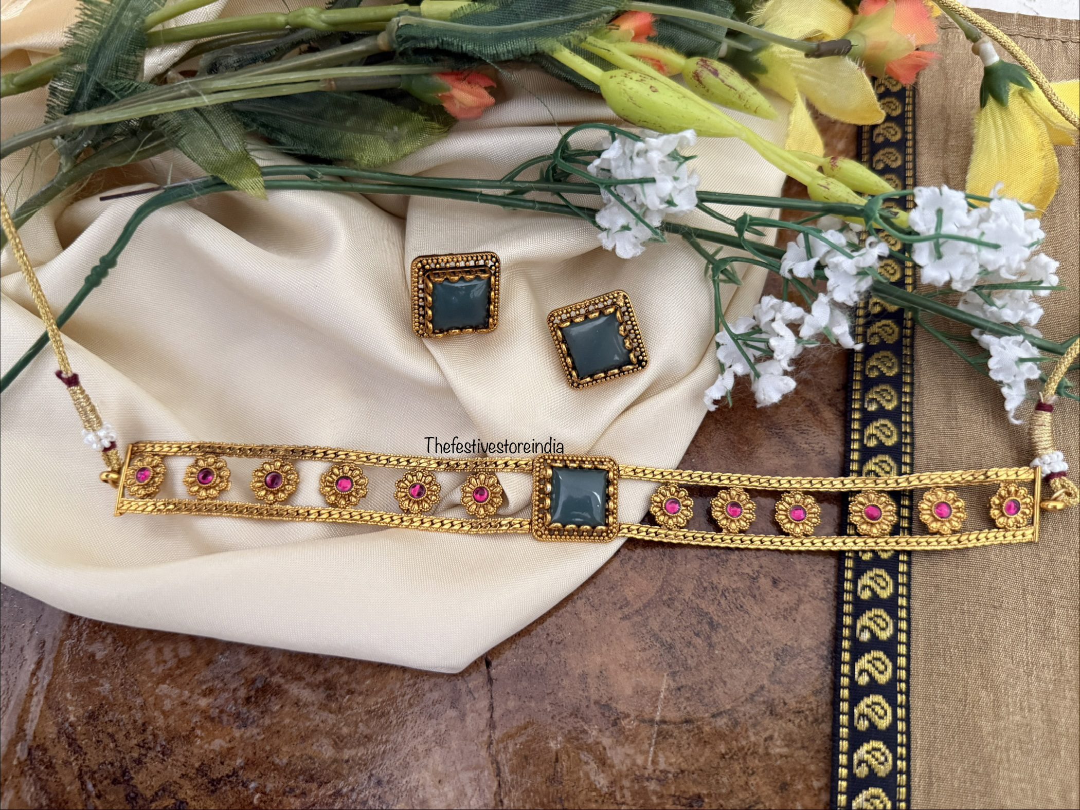 Turquoise stone floral choker set