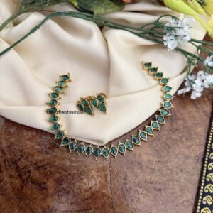 All green classic droplet style necklace set