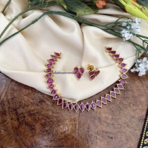All red classic droplet style necklace set