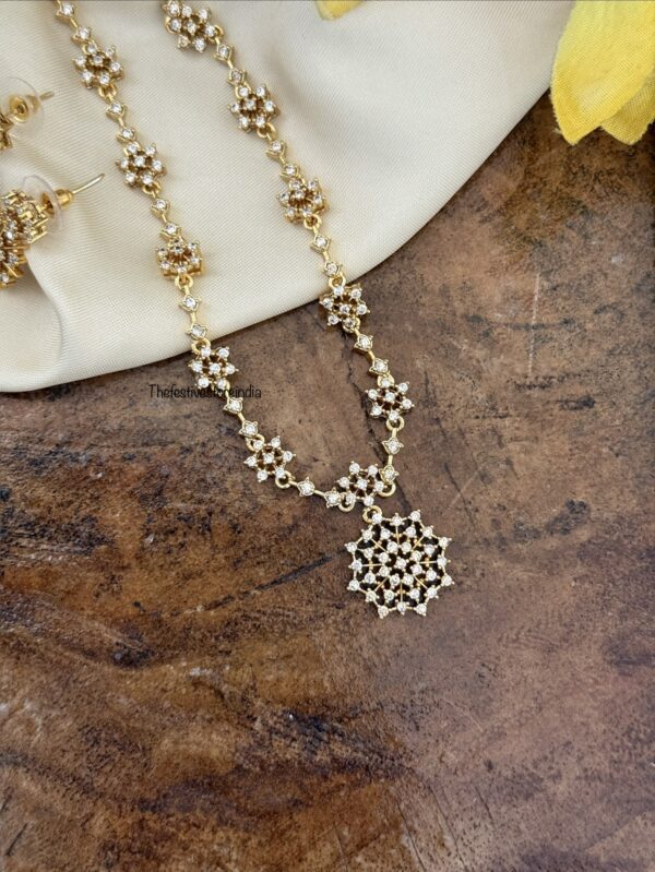 Diamonds pendant set | Kids friendly