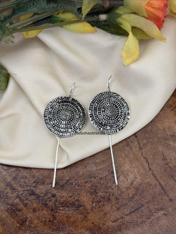 Oxidised stick earcuff - 3