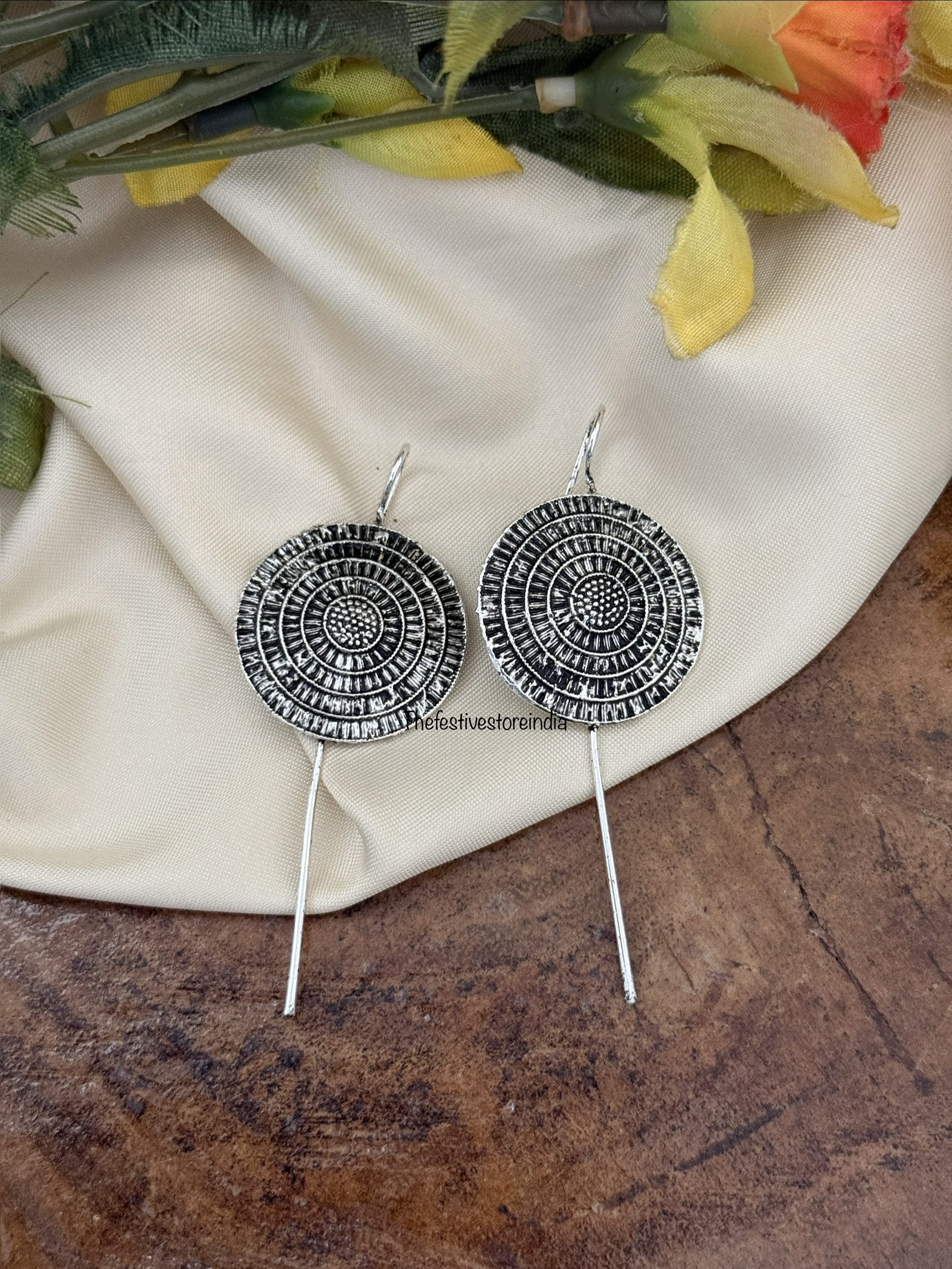 Oxidised stick earcuff - 3