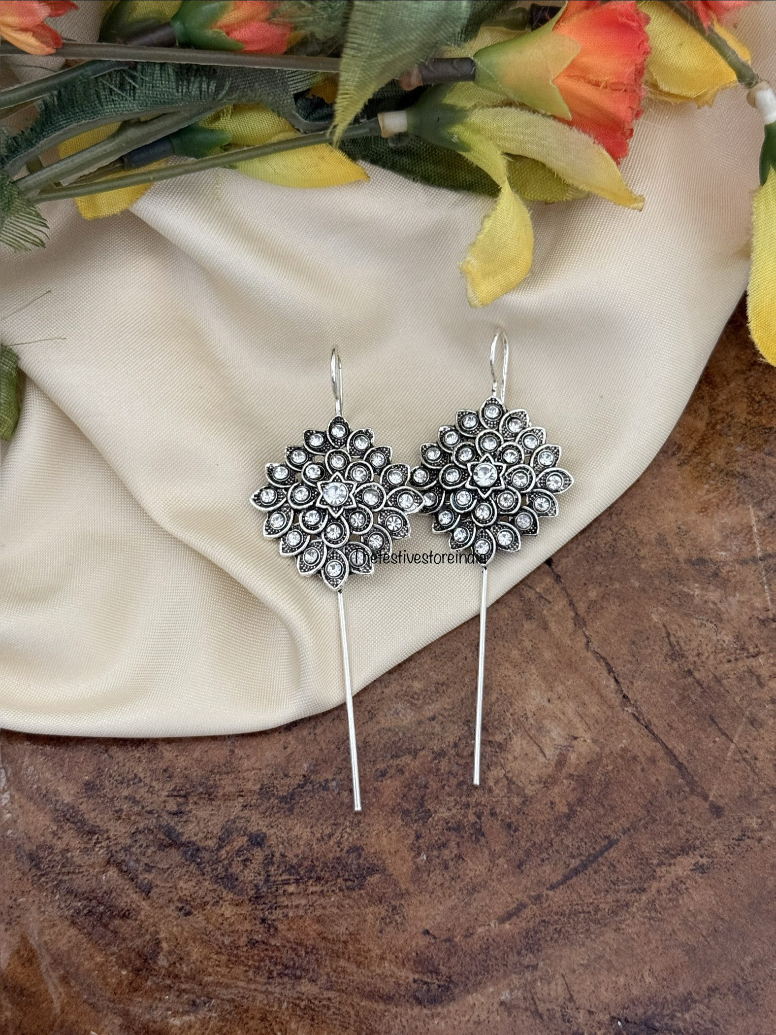 Oxidised stick earcuff - 2
