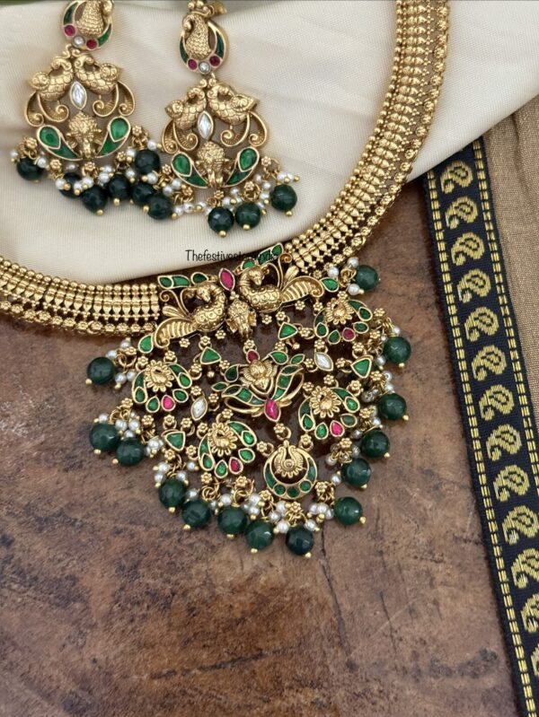 Navilu green drops pendant necklace set