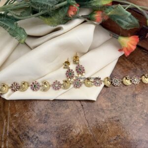 Kemp Navilu floral choker necklace set