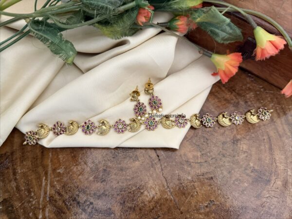 Kemp Navilu floral choker necklace set