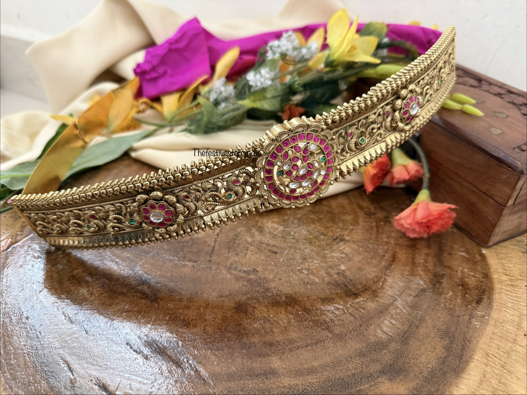 Premium polish carved navilu Hipbelt | Bridal | Bridesmaid | Gold look