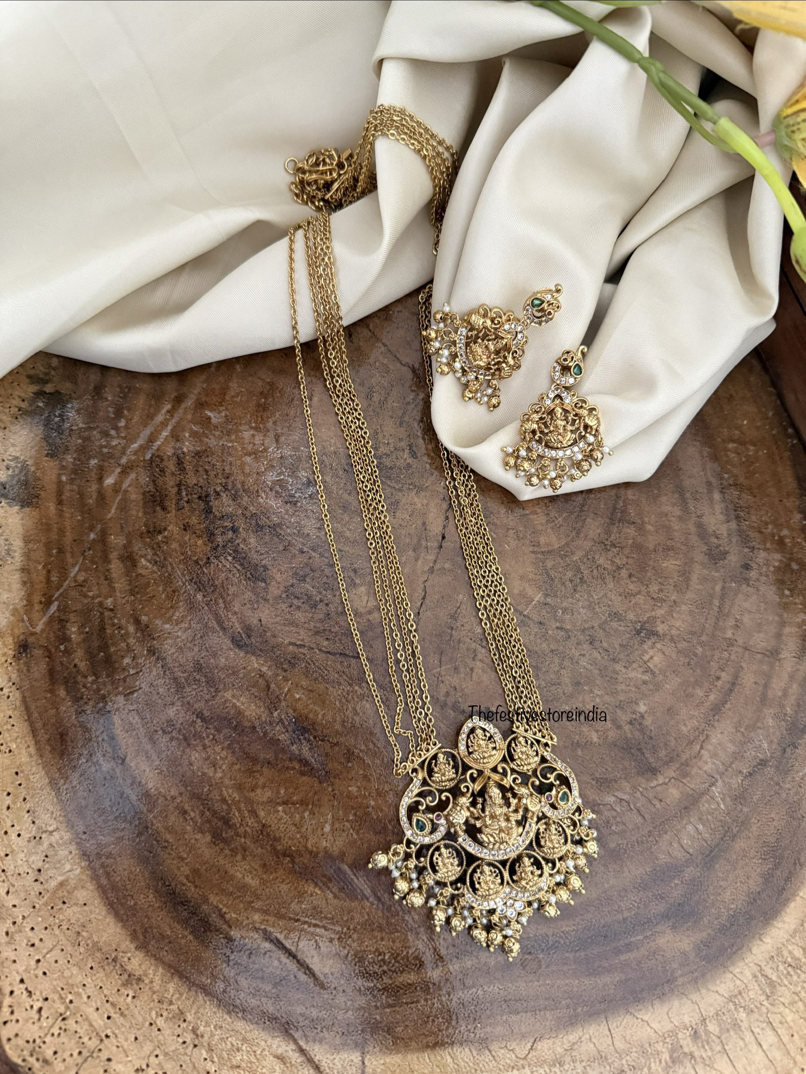 5 layer Lakshmi pendant haaram set | 66cms | Haara