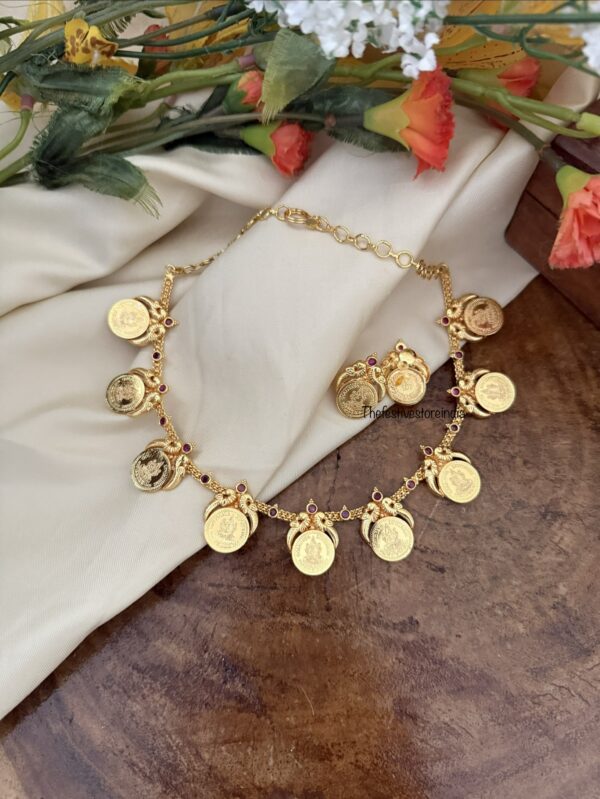 Gold polish premium designer gold look Kaasu necklace set with screwback earrings